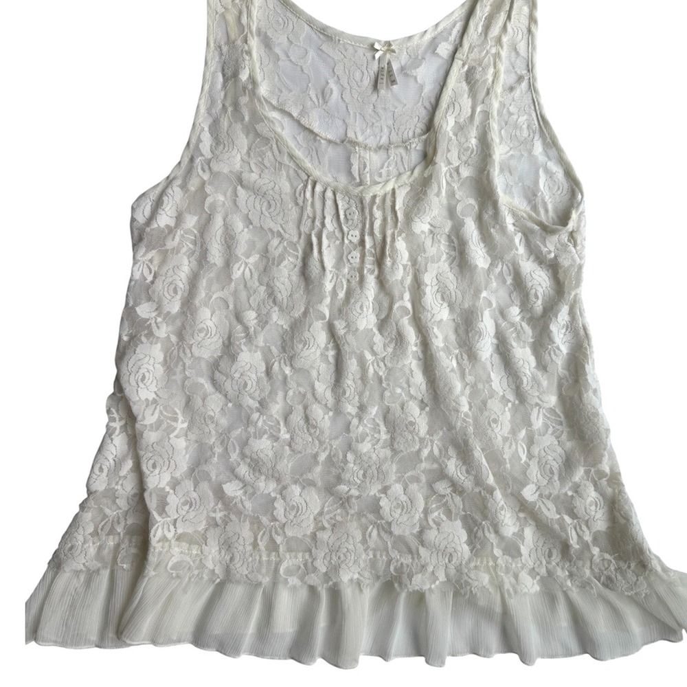 Lapis Cream Floral Lace Sleeveless Top Ruffle Hem Flower Buttons Ivory Medium